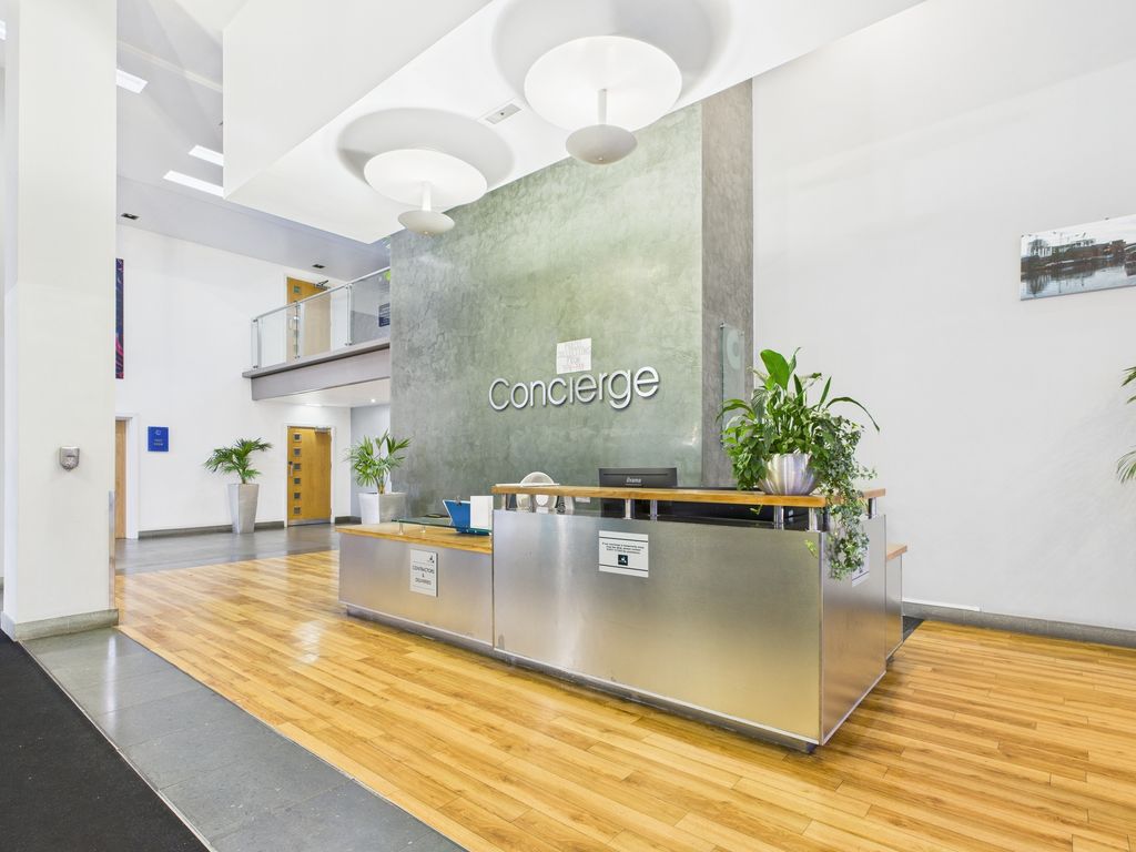 Property photo 2 of 18