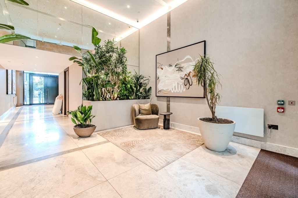 Property photo 1 of 3 123