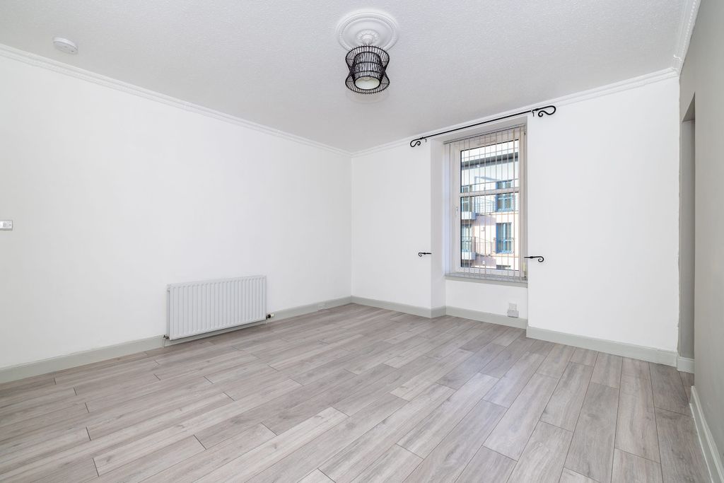 Property photo 2 of 10 Photo 2