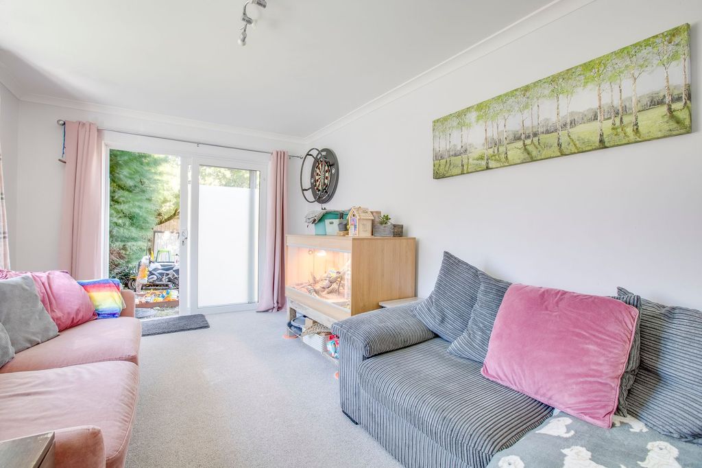Property photo 2 of 12