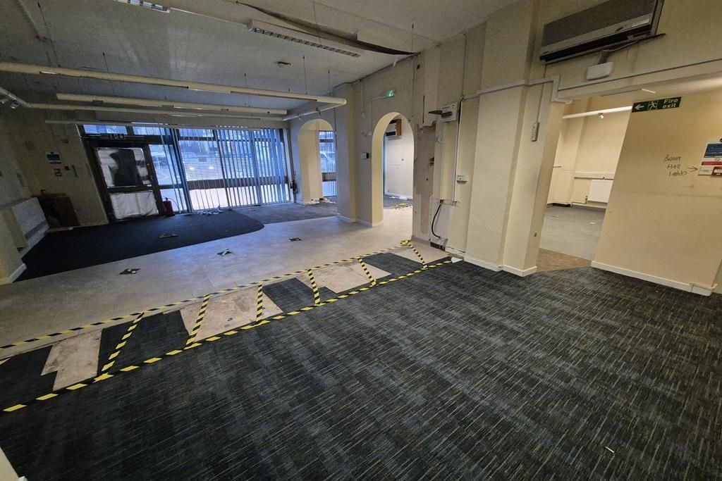 Property photo 3 of 6