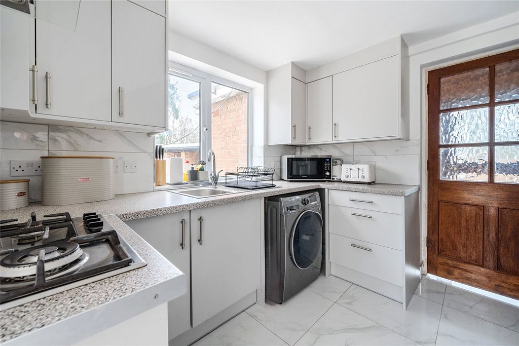 Property photo 2 of 8 Picture No. 04