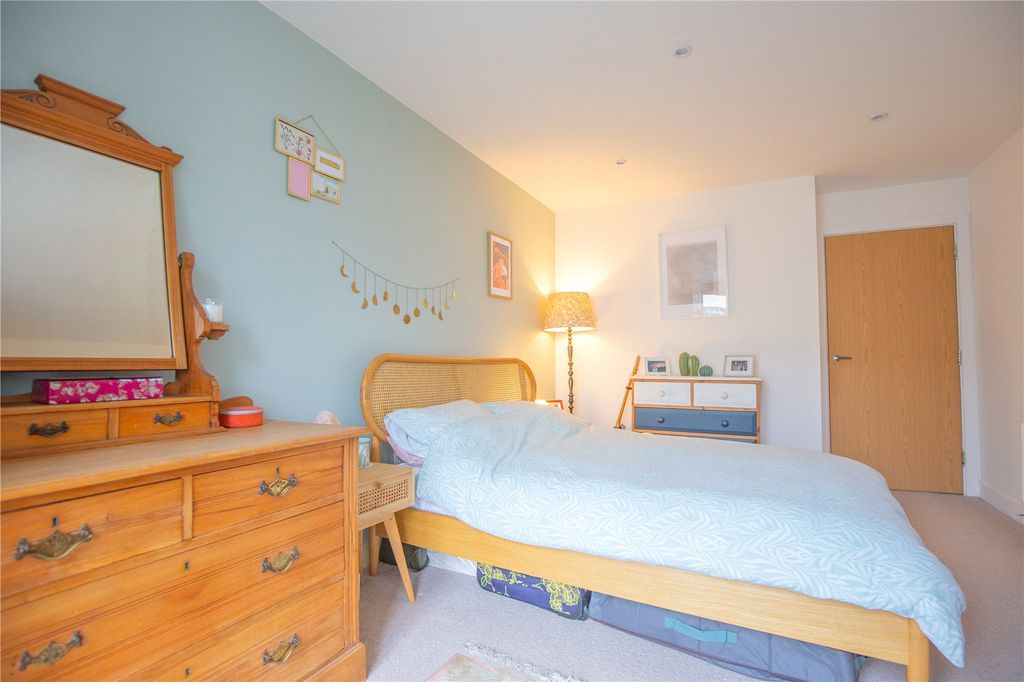 Property photo 1 of 13 Picture No. 05