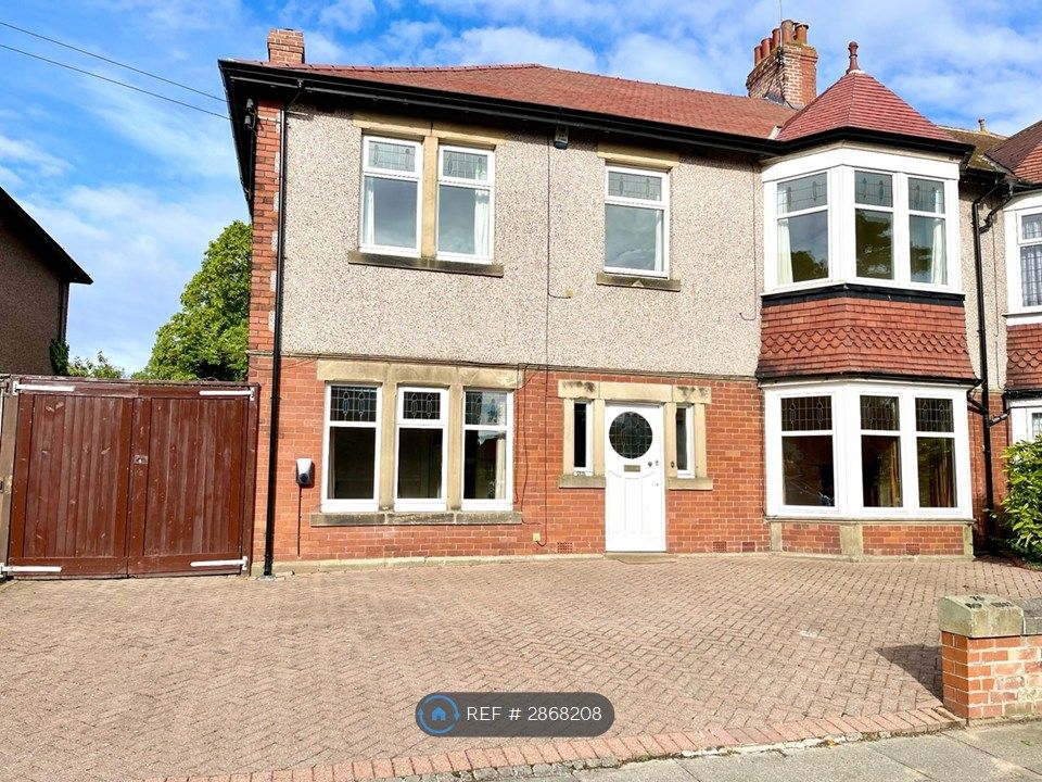 Property photo 1 of 33 Front