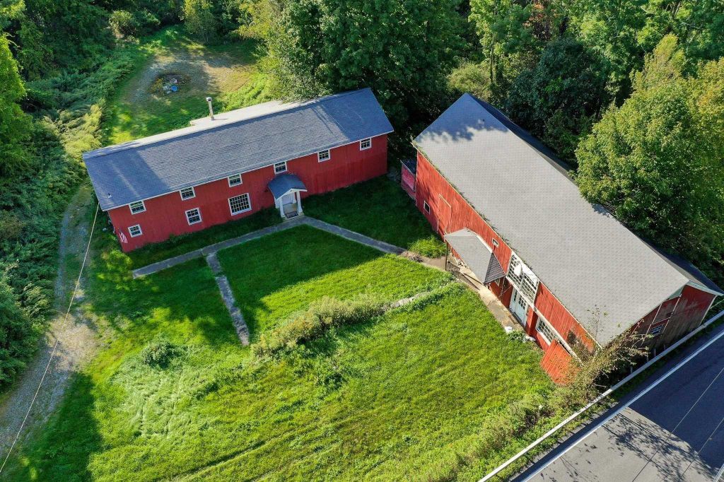 Property photo 1 of 21