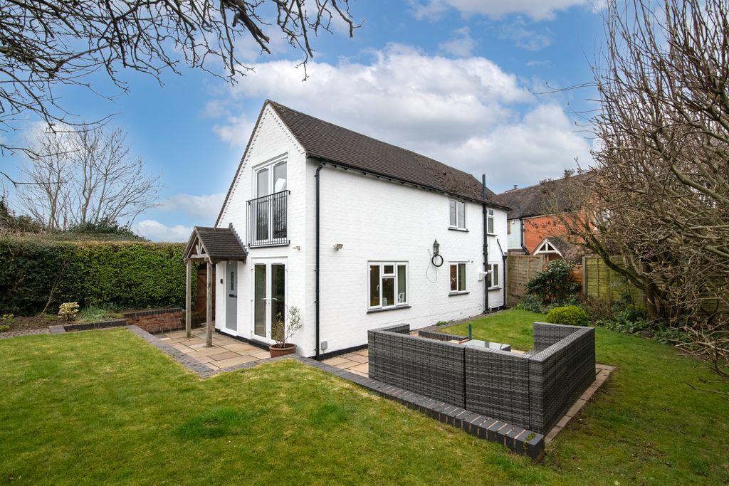 Property photo 1 of 17