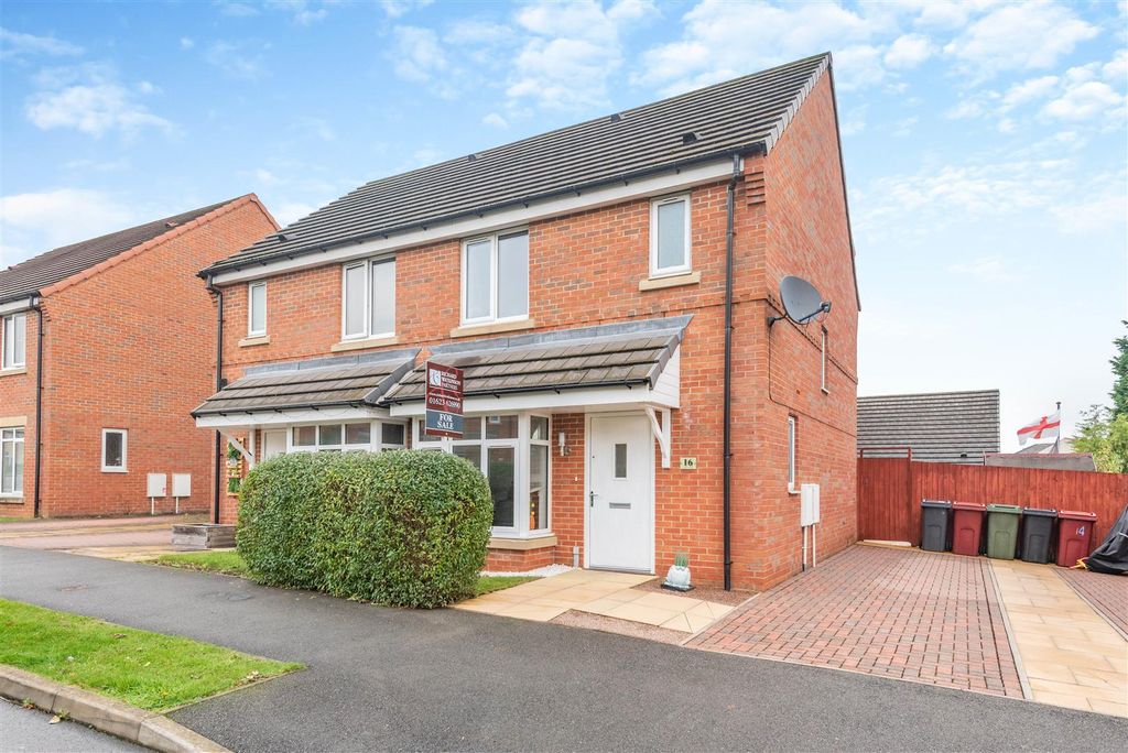 Property photo 1 of 26 8624495-Exterior07.Jpg