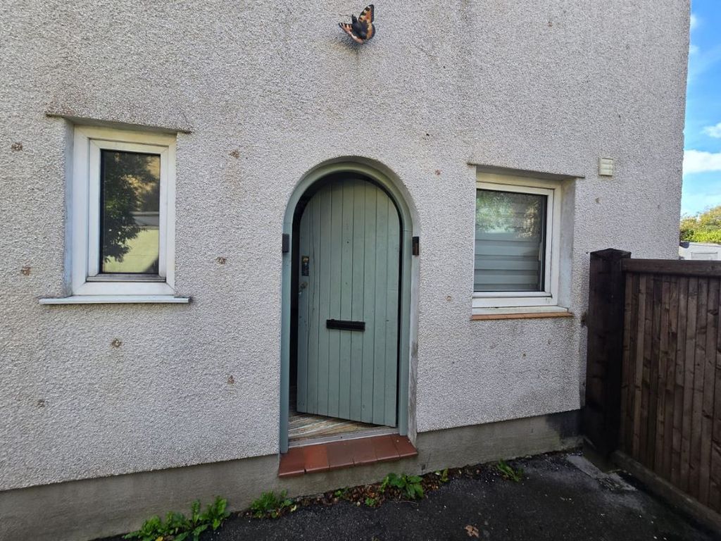 Property photo 2 of 21