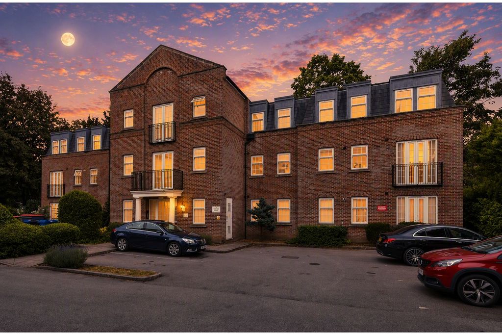 Property photo 1 of 13