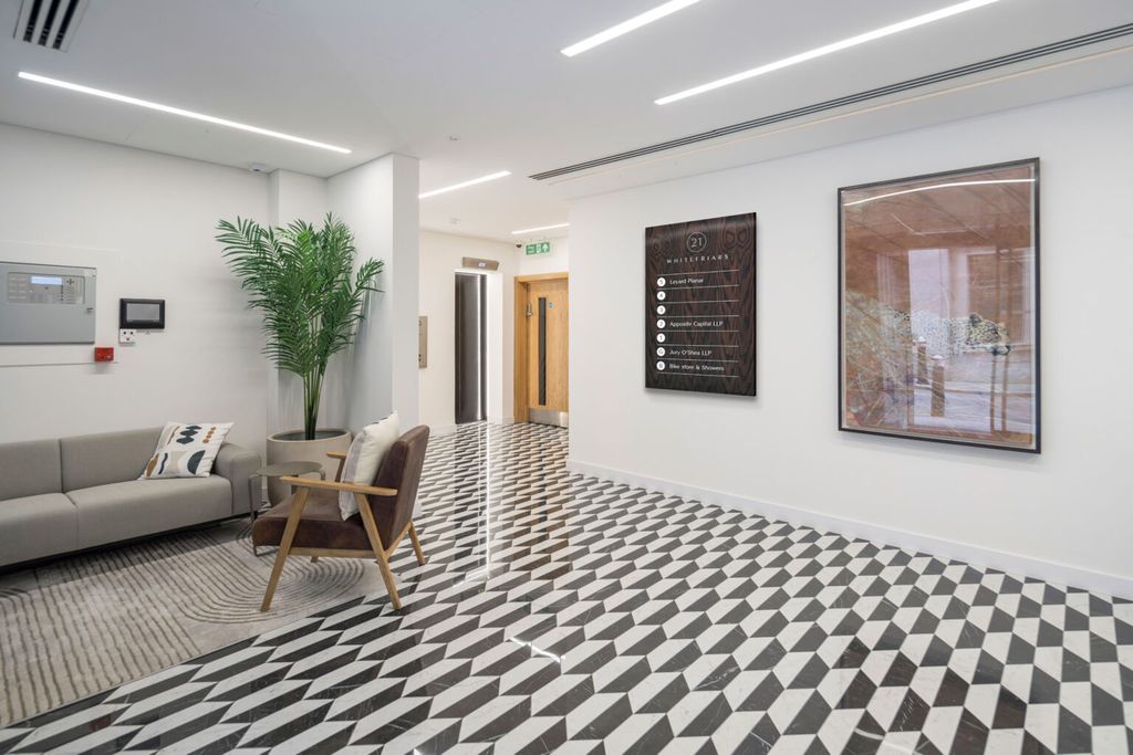 Property photo 2 of 4