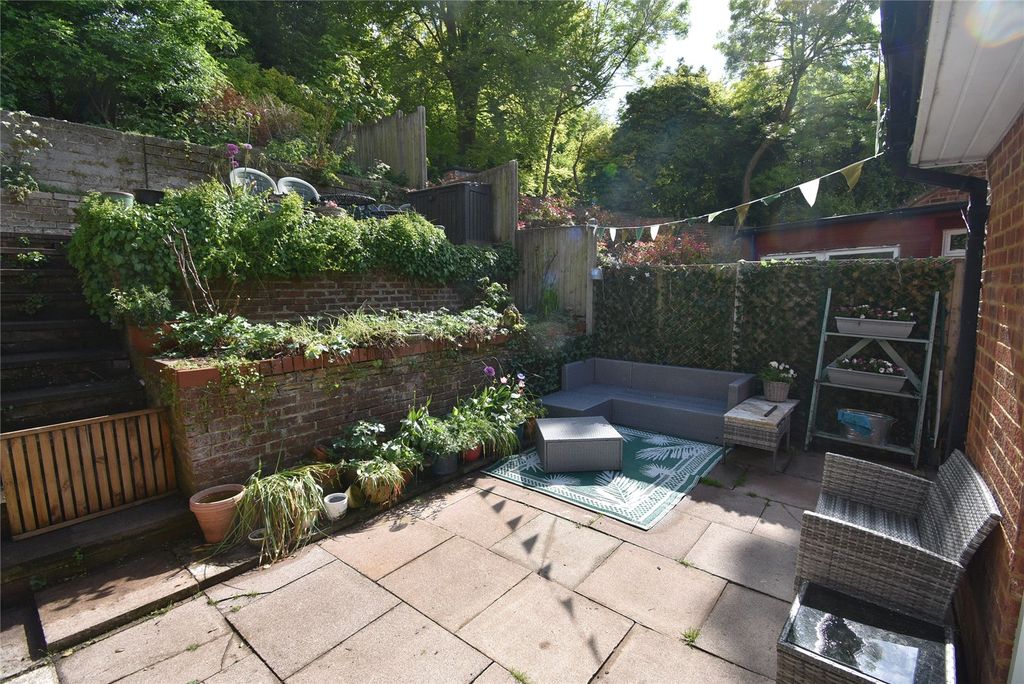 Additional image 19 of 5 bed detached house for saleWest Hill, Dunstable, Bedfordshire LU6