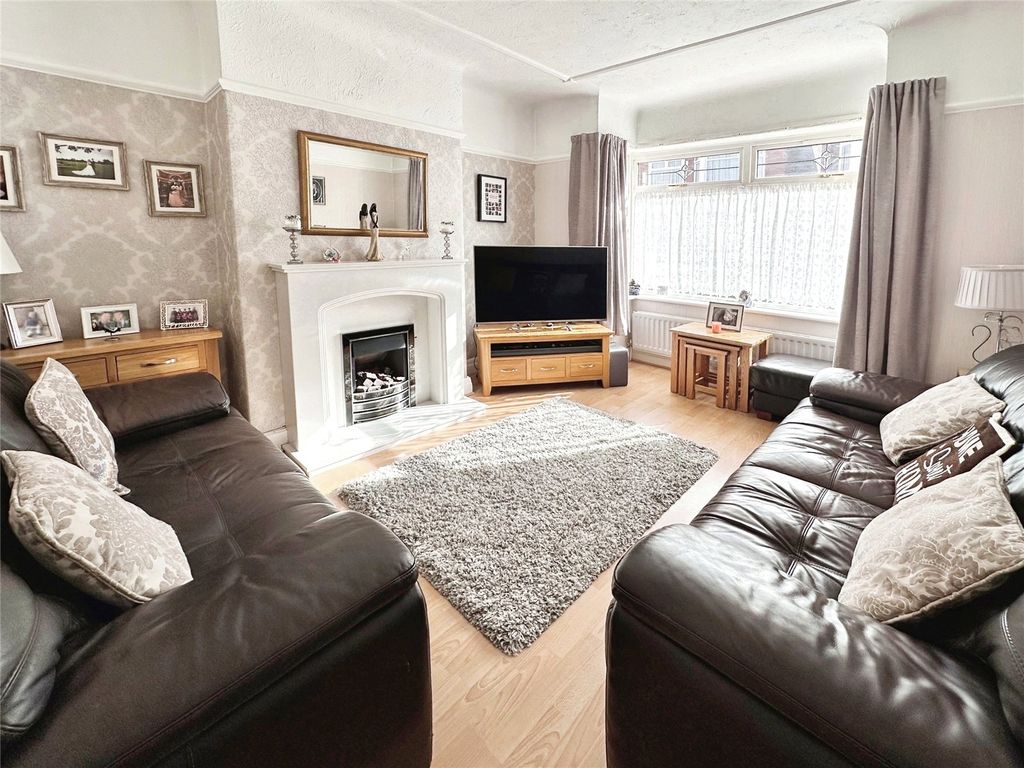 Property photo 2 of 14 Picture No. 01