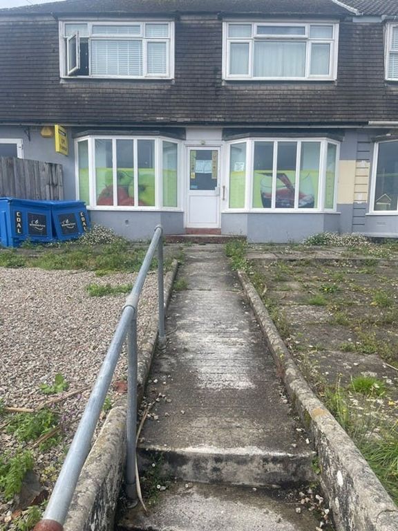 Property photo 2 of 9 Picture9.Jpg