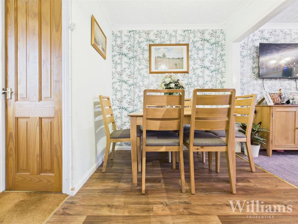 Property photo 3 of 16 Cam02861G0-Pr0504-Still007.Jpg