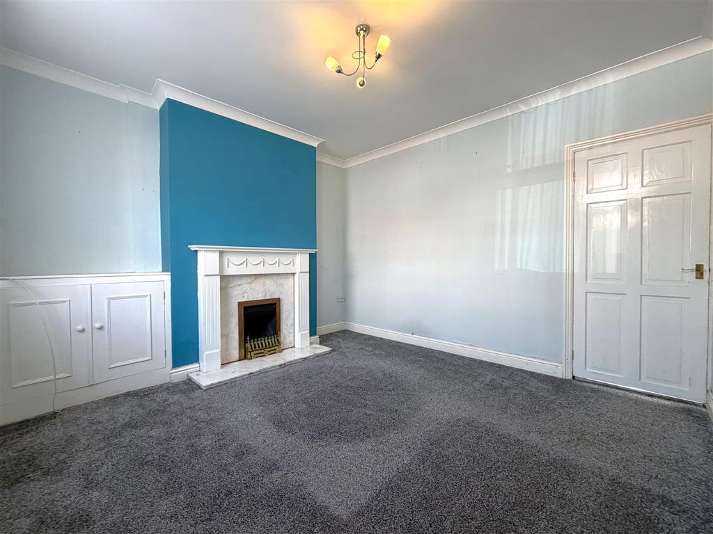 Property photo 2 of 15 Lounge 337