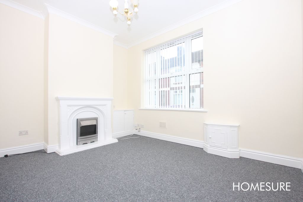 Property photo 1 of 10 Photo 01