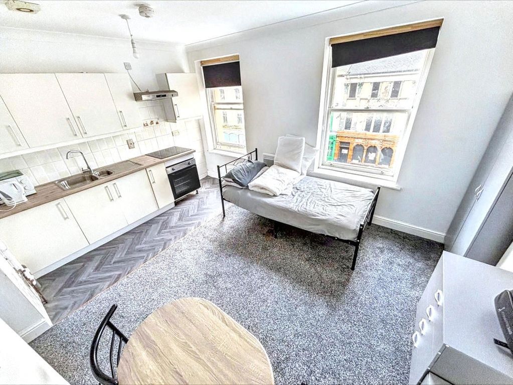 Property photo 1 of 4