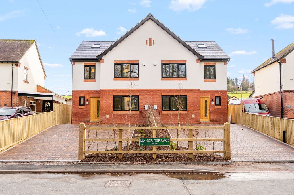 Property photo 1 of 33