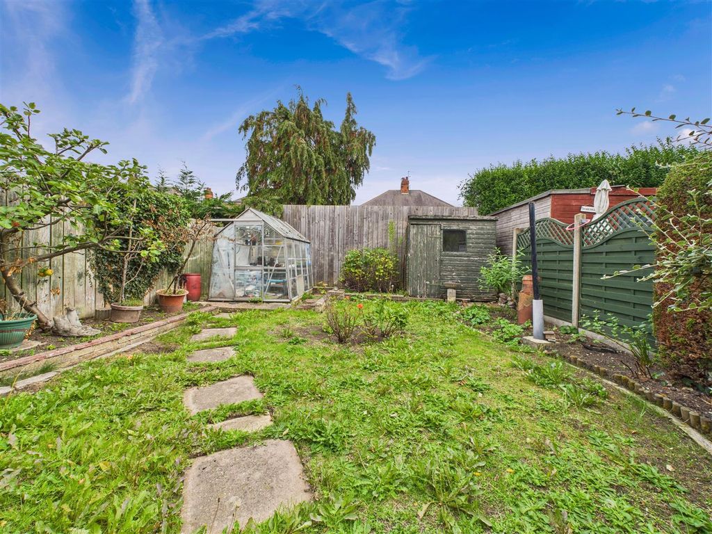 Trenton Avenue, Hull HU4, 3 bed semi-detached house for sale, £185,000 ...