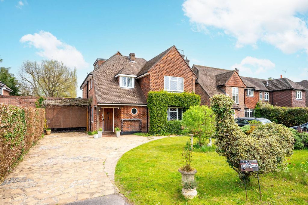 Property photo 2 of 19