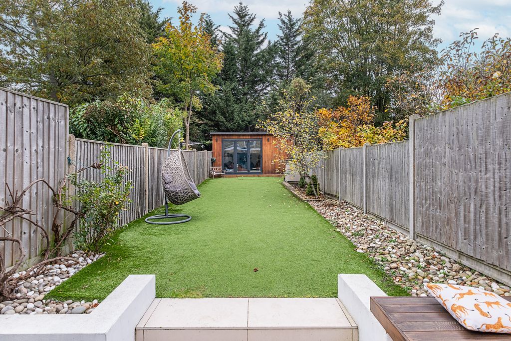 Property photo 3 of 13