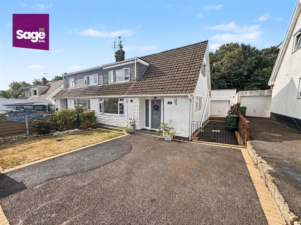 Property photo 1 of 30