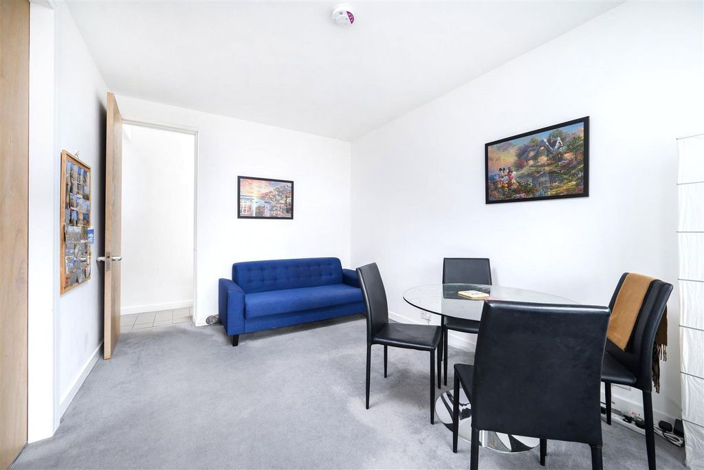 Property photo 2 of 6 Picture No. 07