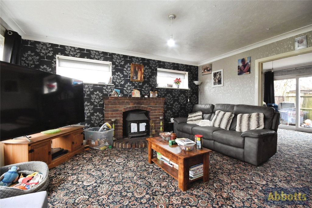 Property photo 3 of 40 Picture No. 16