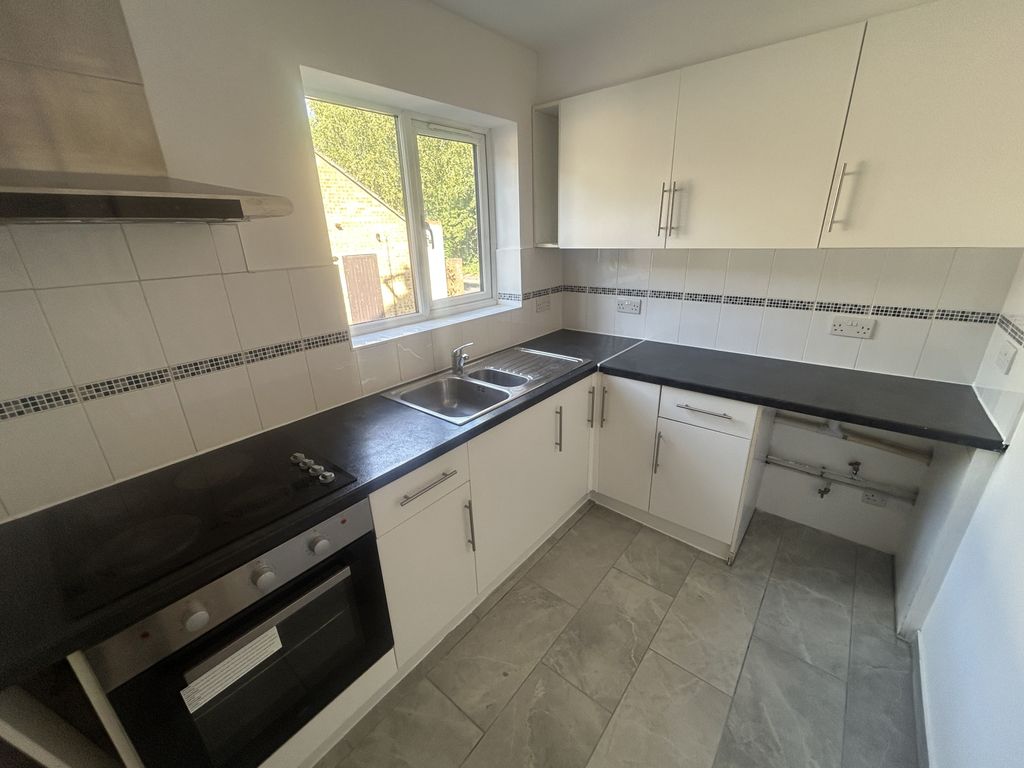 Property photo 1 of 4 1 Bed Flat To Rent Mill Green Road, Mitcham Cr4
