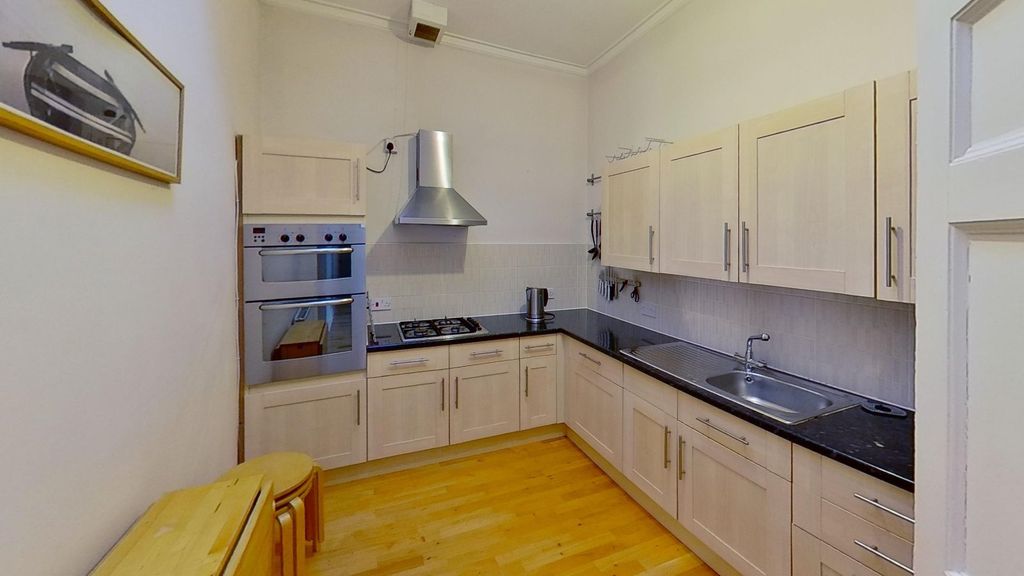 Property photo 3 of 15 Picture No. 31