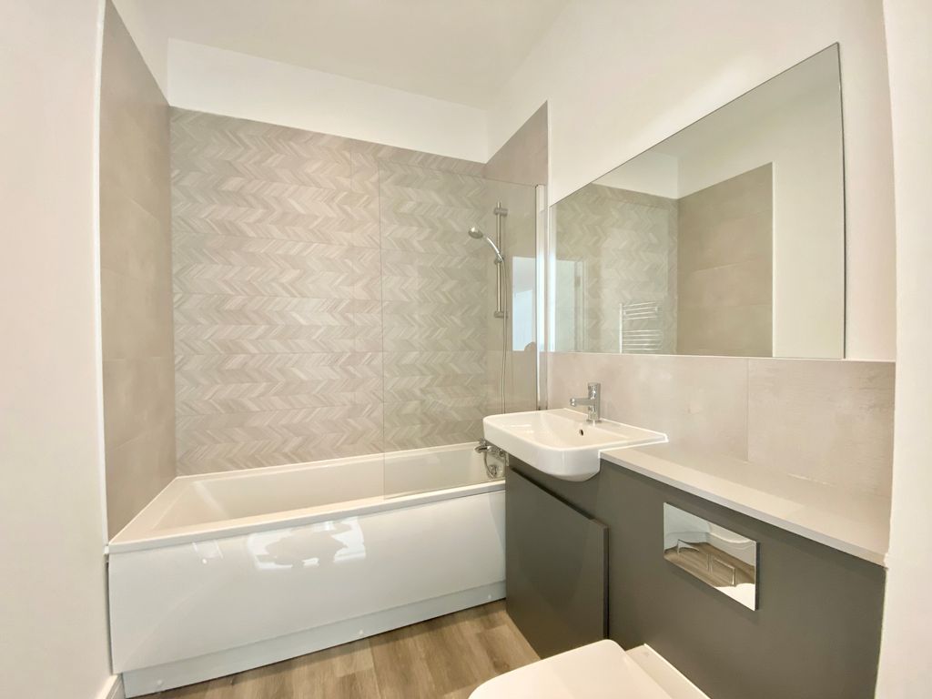 Property photo 2 of 7 Front