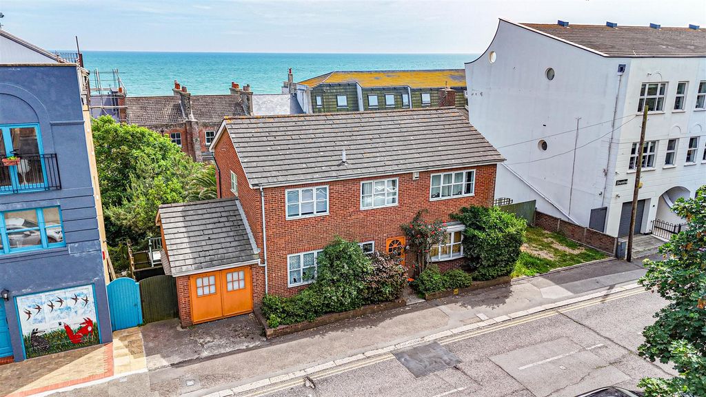 Property photo 1 of 33 Dji_20260601144204_0292_D.Jpg