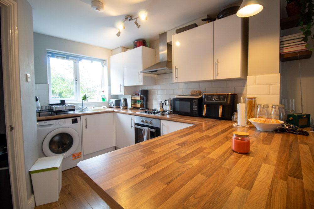 Property photo 2 of 9