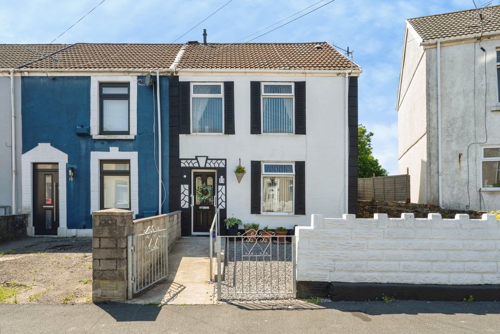 Property photo 1 of 19 Pbox-Img.Jpg