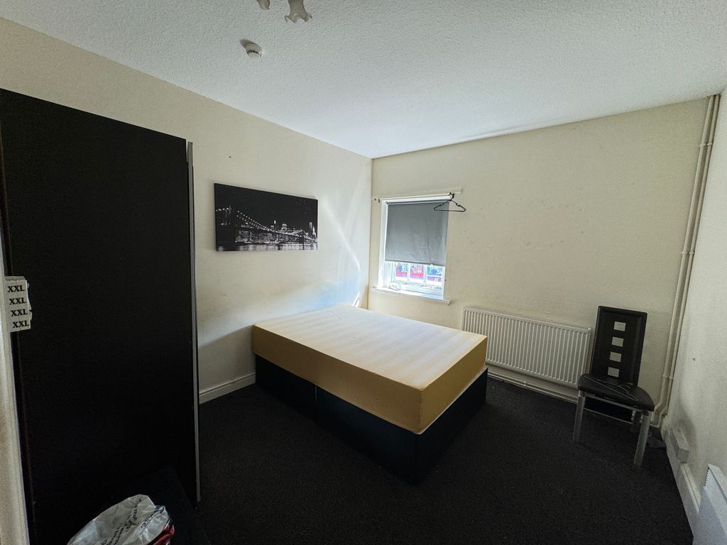 Property photo 2 of 2