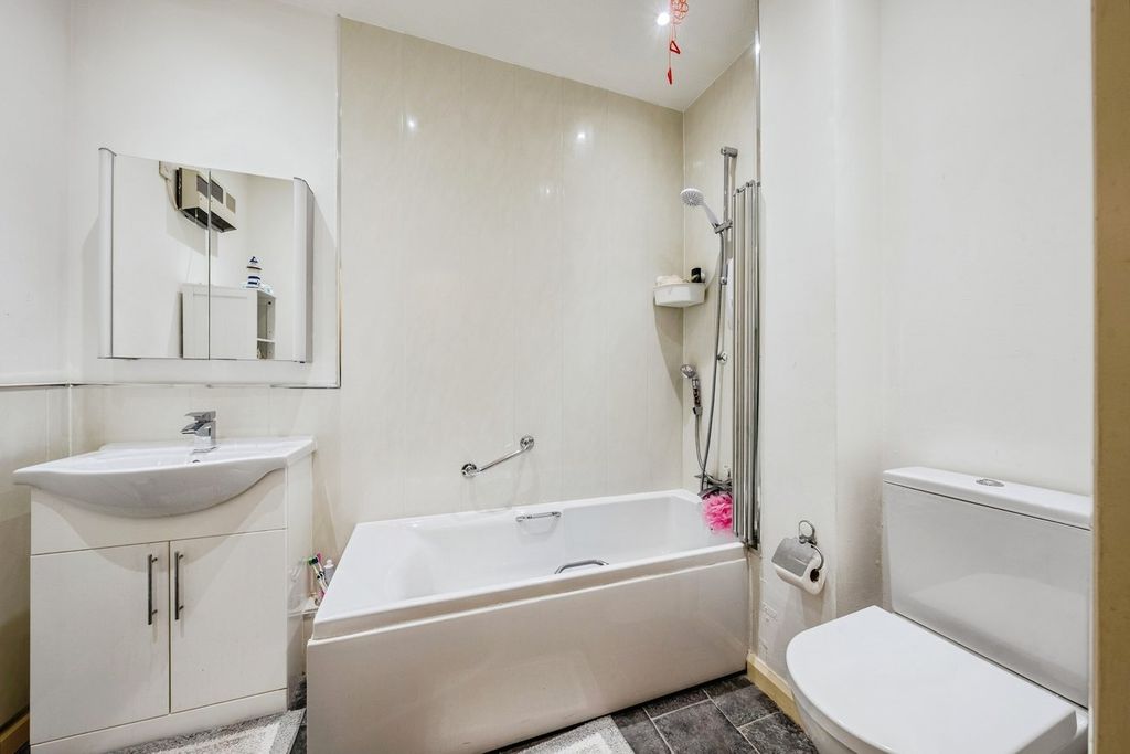 Additional image 8 of 1 bed property for saleMill Street, Abergavenny NP7