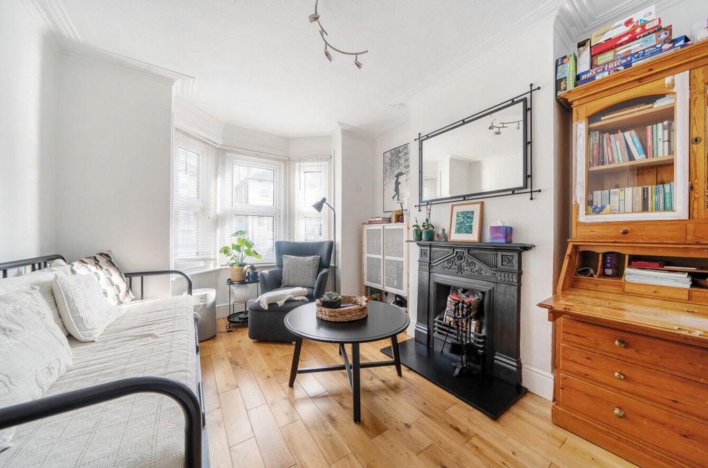 Property photo 2 of 16 Picture No. 03