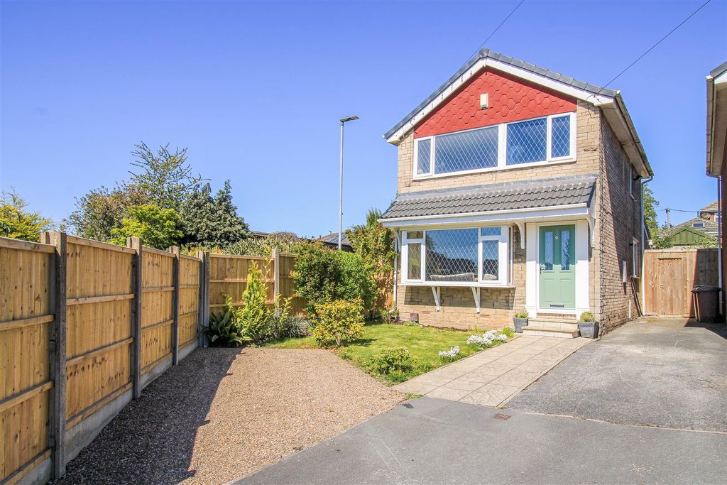 Property photo 1 of 11