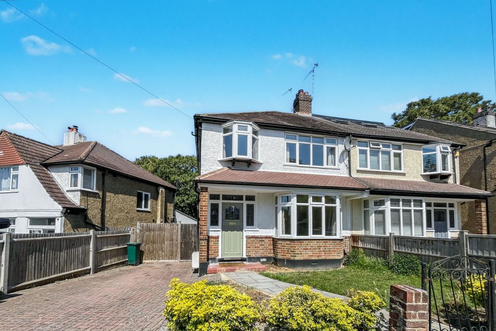 Property photo 1 of 24 51 Greenview Avenue, Croydon, Cr0 7Qw