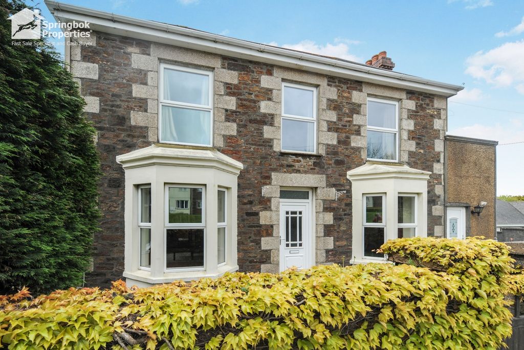 Property photo 1 of 22 Front View