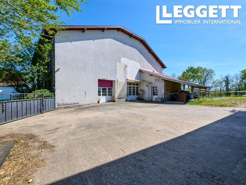 Property photo 3 of 10