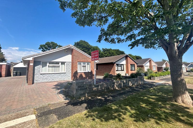 Property photo 1 of 13 Front