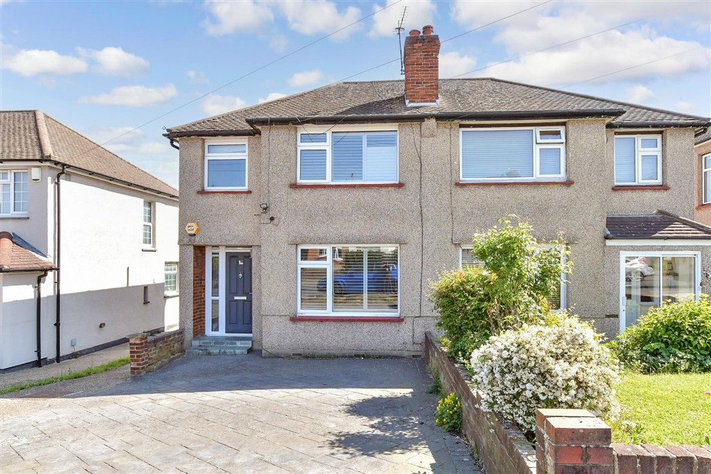 Property photo 2 of 10 Front Web