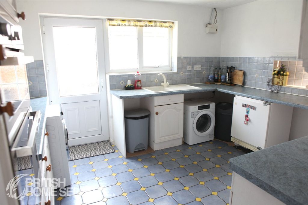 Property photo 2 of 14 3