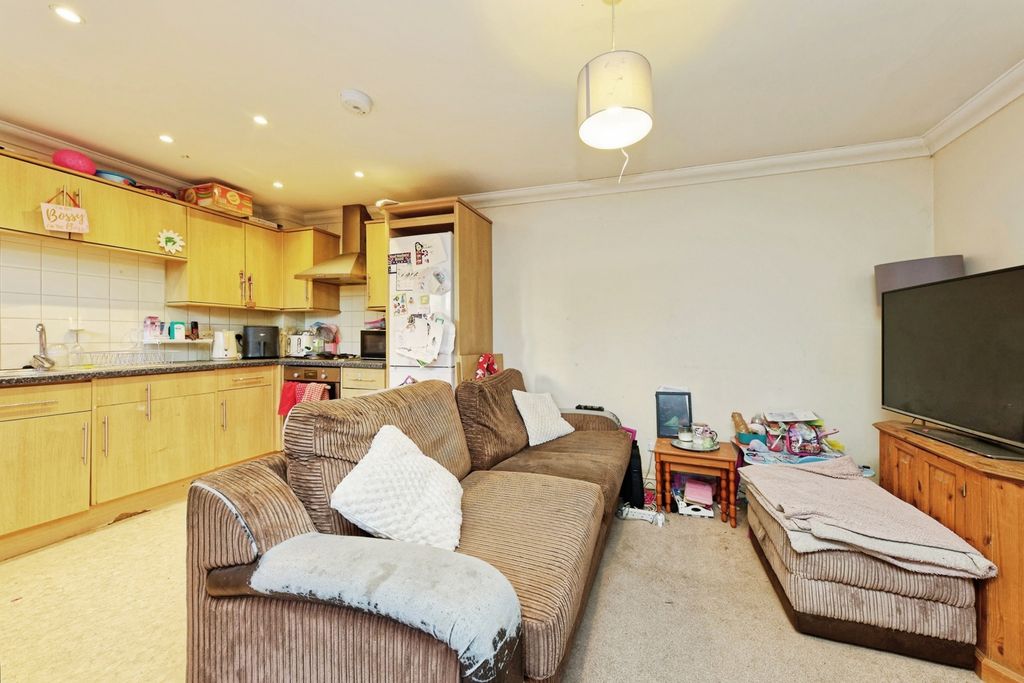 Property photo 2 of 15 Pbox-Img.Jpg