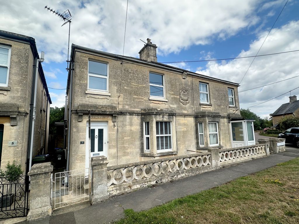 Property photo 1 of 14 Front