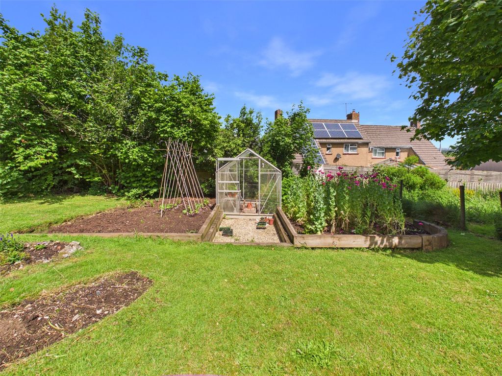 Property photo 3 of 27 Picture No. 61