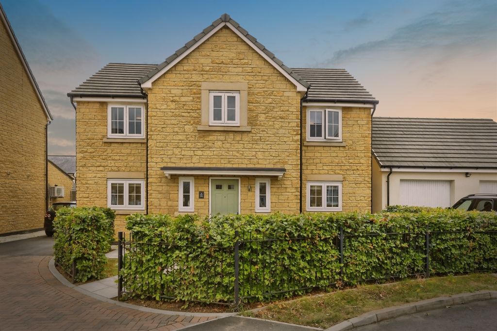 Property photo 1 of 21