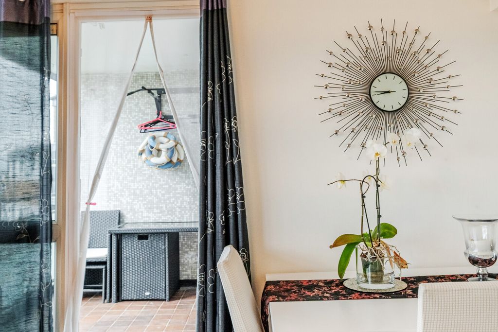 Property photo 2 of 16 1453852-1-69F077c...