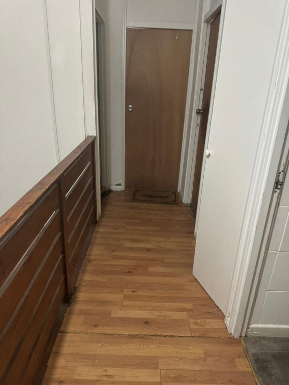 Property photo 2 of 4 Gallery